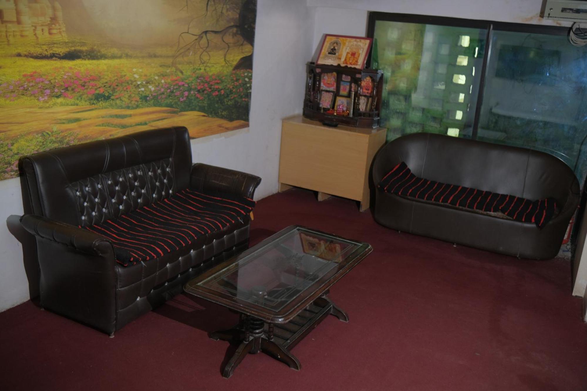 Hotel Quality Time Udaipur Exterior photo