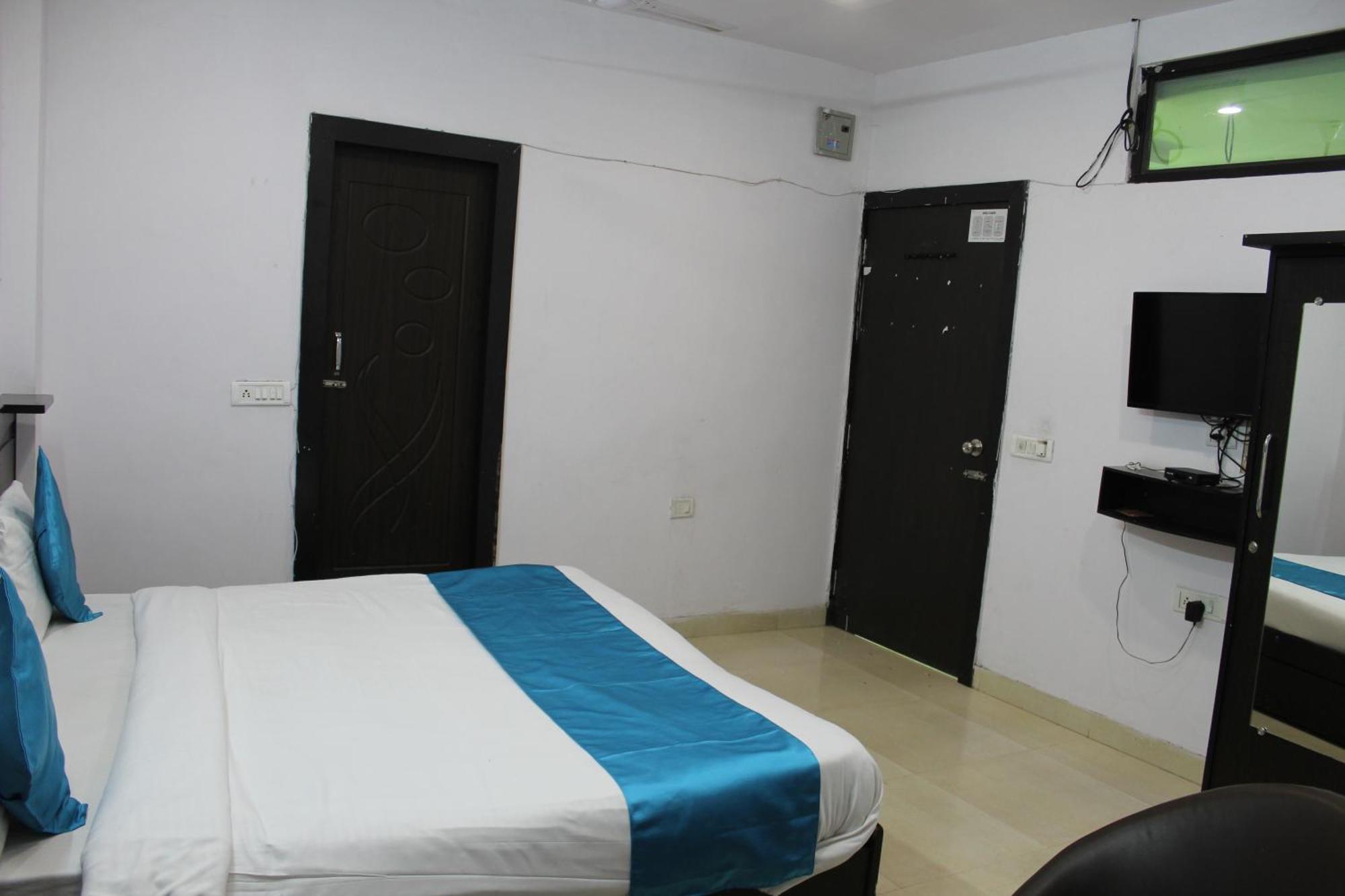 Hotel Quality Time Udaipur Exterior photo